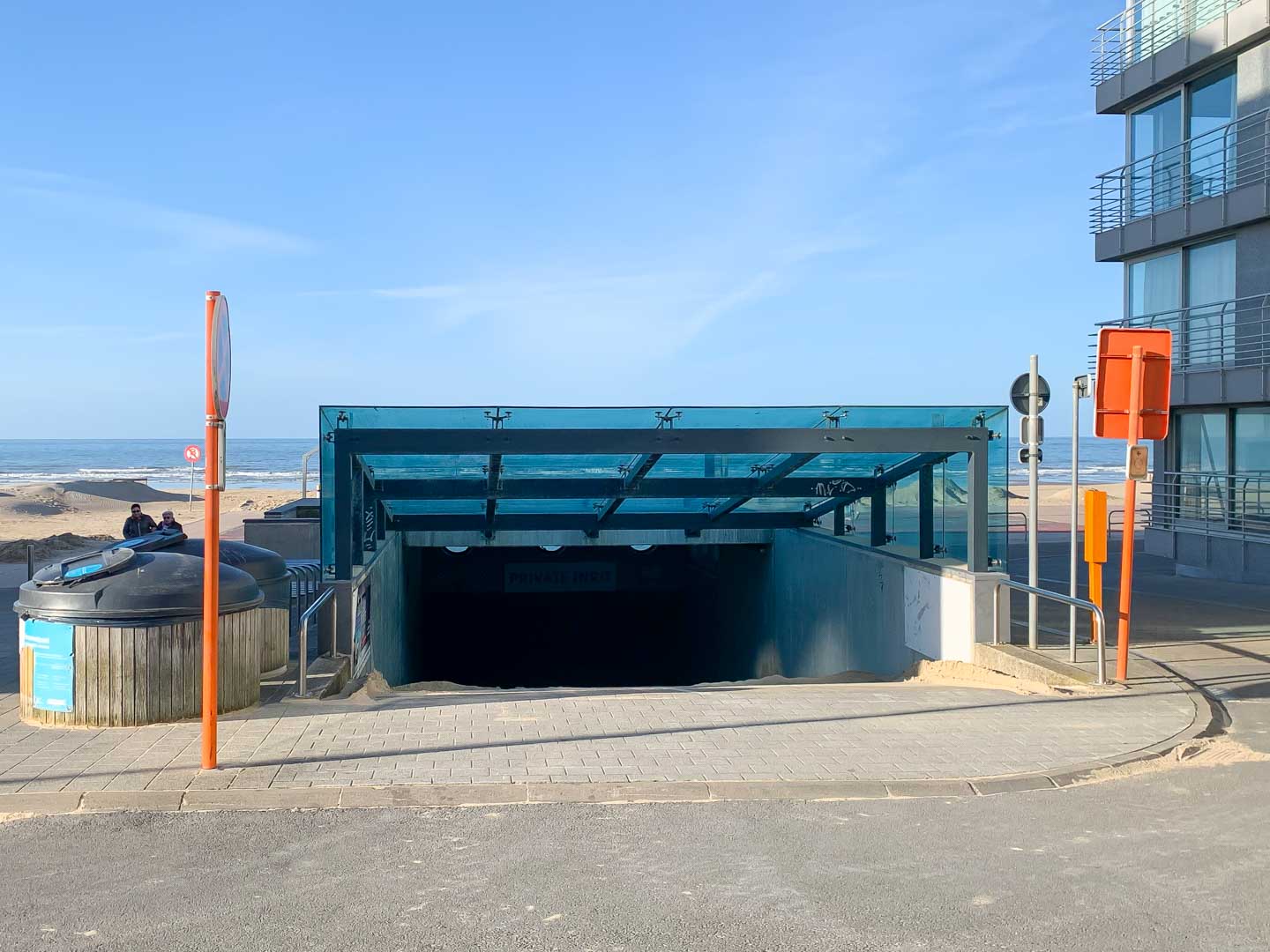 ZEEDIJK GARAGES IDESBALD I